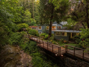 Either Way Hideaway